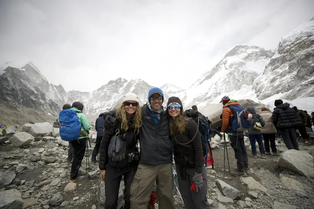 Wild Med friends together in the Himalayas